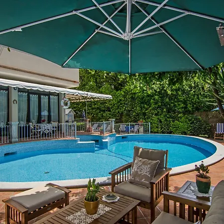 Hotel Kyrton