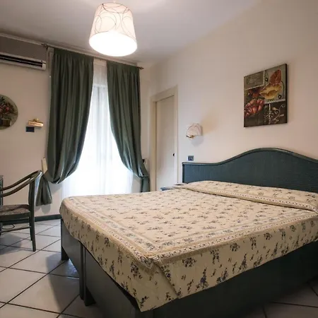 فندق Kyrton فورتي دي مارمي