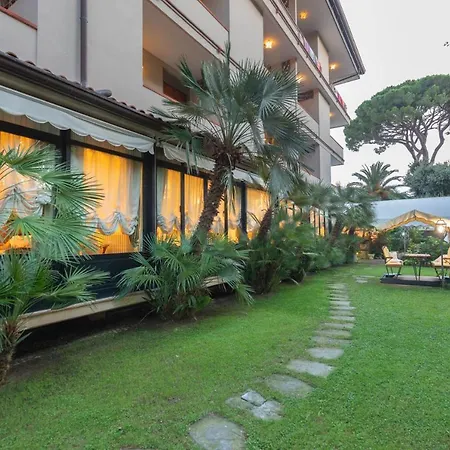 فندق Kyrton فورتي دي مارمي